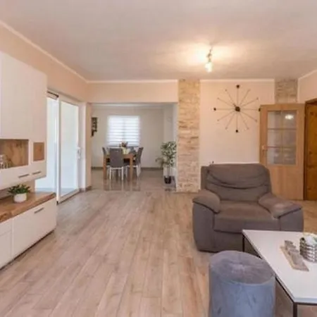 Casa de Férias Family Friendly House With A Swimming Pool Biograd Na Moru, Biograd - 25459 Biograd Na Moru